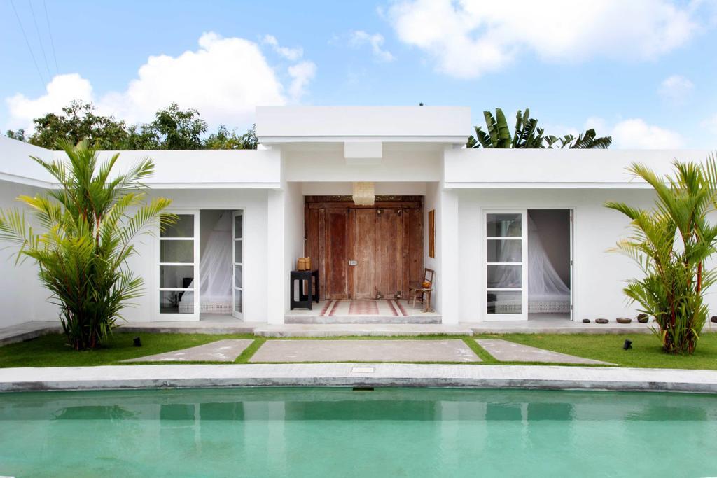Mutiara Putih Villa *