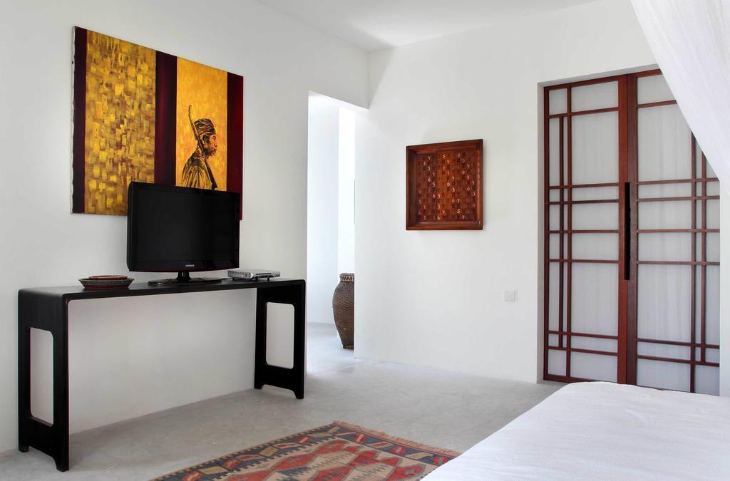 Mutiara Putih Seminyak (Bali)